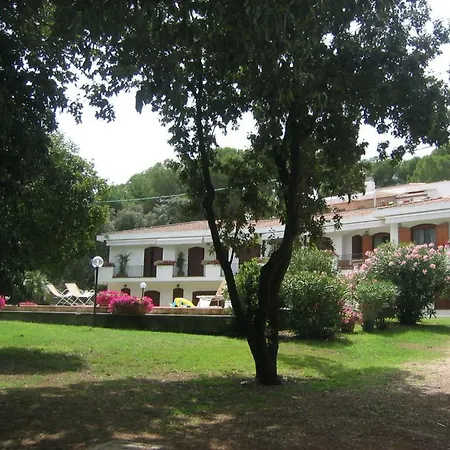Apartment Fronte Mare Con Piscina Sabaudia